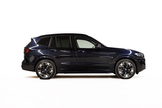 2022 BMW IX3 - 8