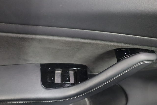 2019 TESLA MODEL 3 - 22