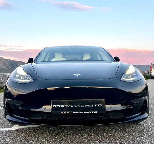 5YJ3E7EB6MF845296 2021 TESLA MODEL 3-1