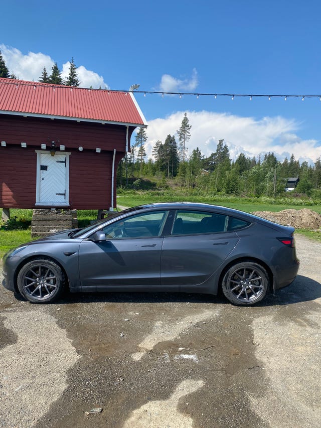 5YJ3E7EB4KF368767 2019 TESLA MODEL 3-1