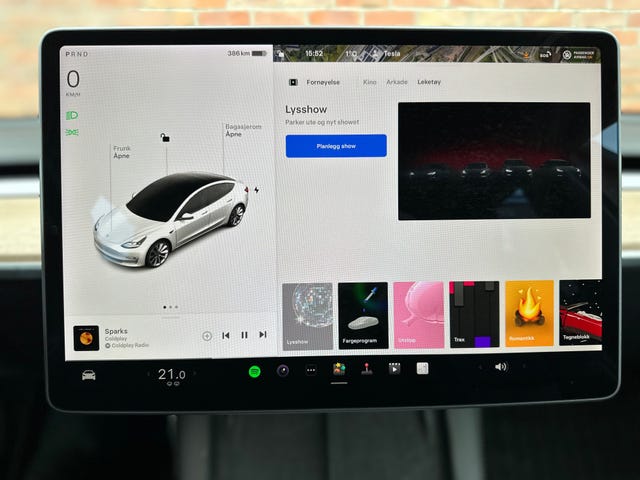 2021 TESLA MODEL 3 - 42