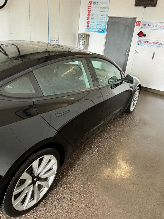 5YJ3E7EB3KF333475 2019 TESLA MODEL 3-5