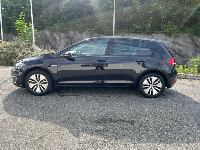 WVWZZZAUZJW911470 2018 VOLKSWAGEN GOLF-1