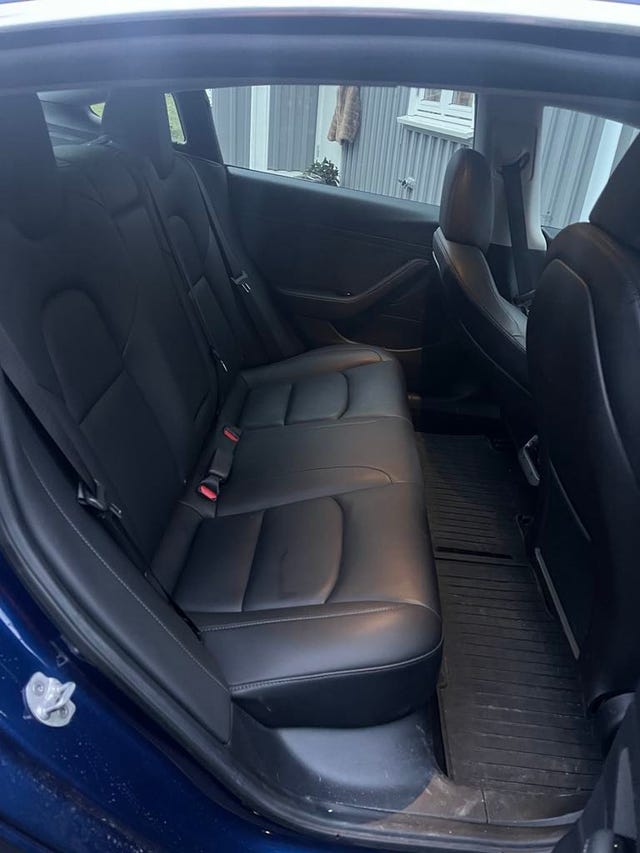 5YJ3E7EB5KF219719 2019 TESLA MODEL 3-5