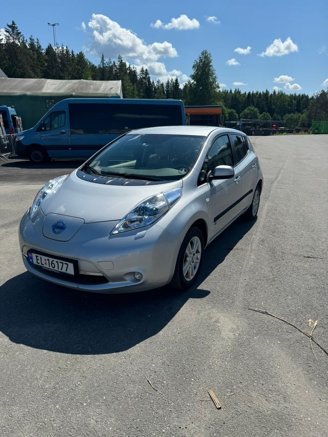 2012 NISSAN LEAF - 5