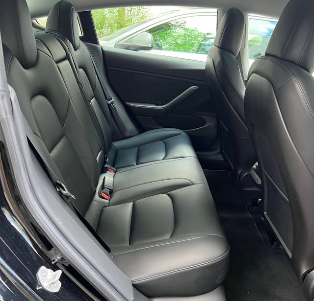 5YJ3E7EB8KF215860 2019 TESLA MODEL 3-3