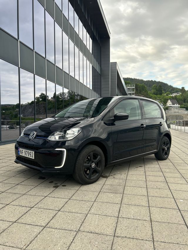 WVWZZZAAZLD907223 2020 VOLKSWAGEN UP!-0