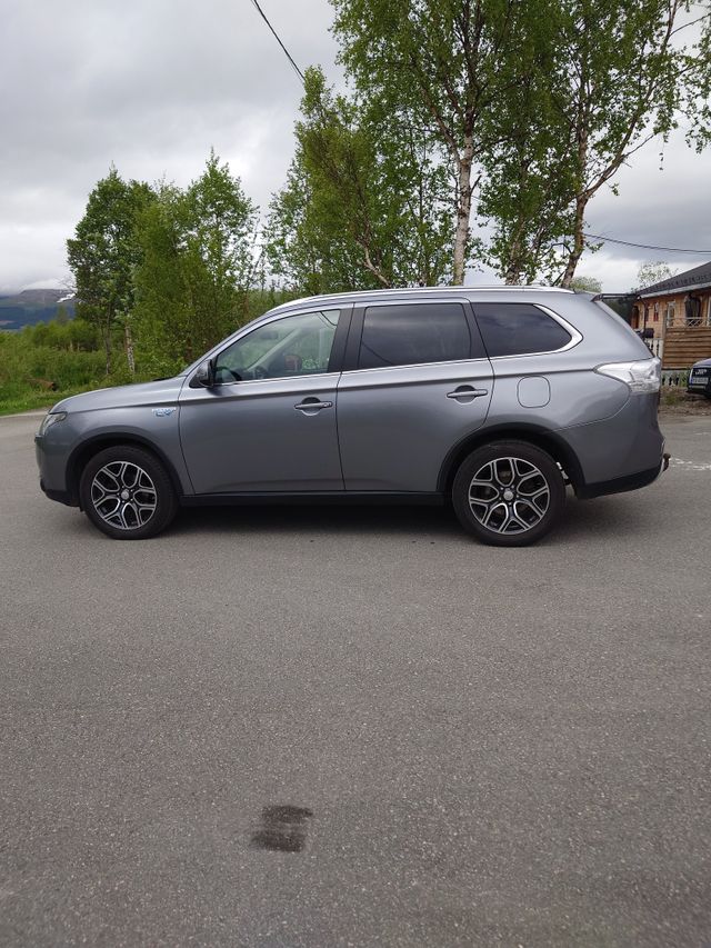 2014 MITSUBISHI OUTLANDER - 5