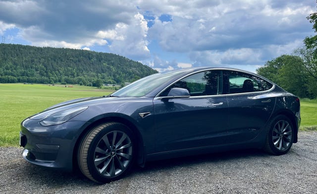 2019 TESLA MODEL 3 - 16