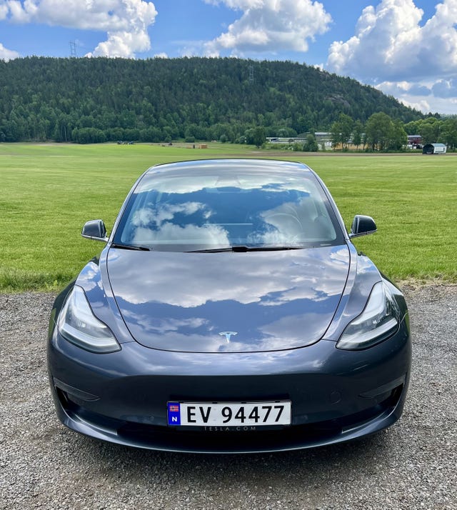 5YJ3E7EB8KF381909 2019 TESLA MODEL 3-0