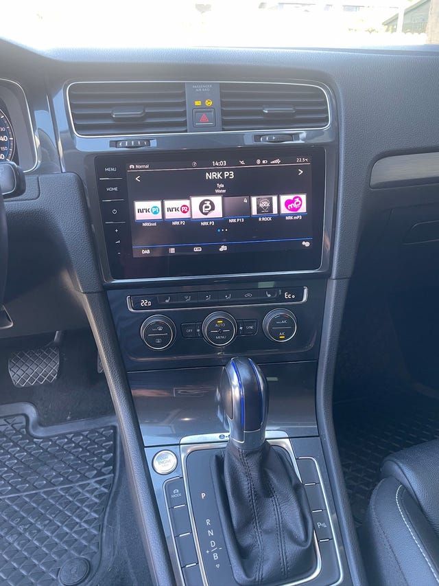 2018 VOLKSWAGEN GOLF - 10