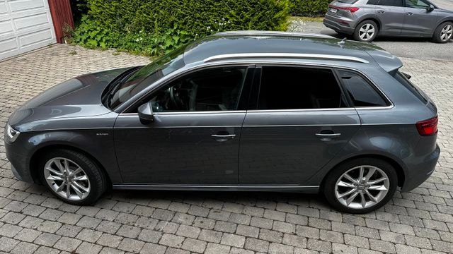 WAUZZZ8VXJA005314 2018 AUDI A3-0