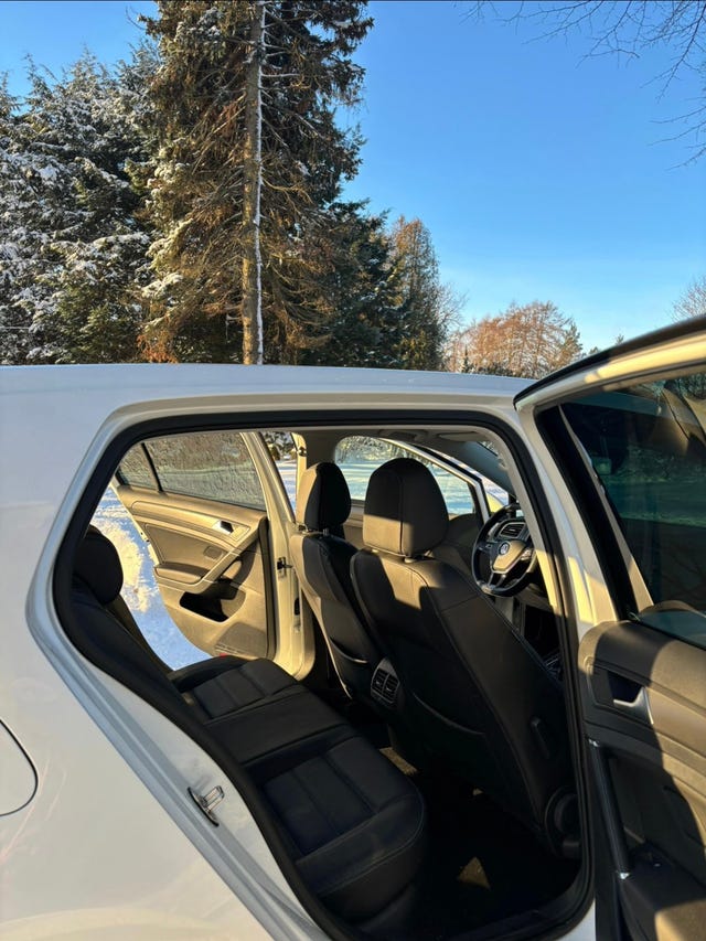 2018 VOLKSWAGEN GOLF - 8