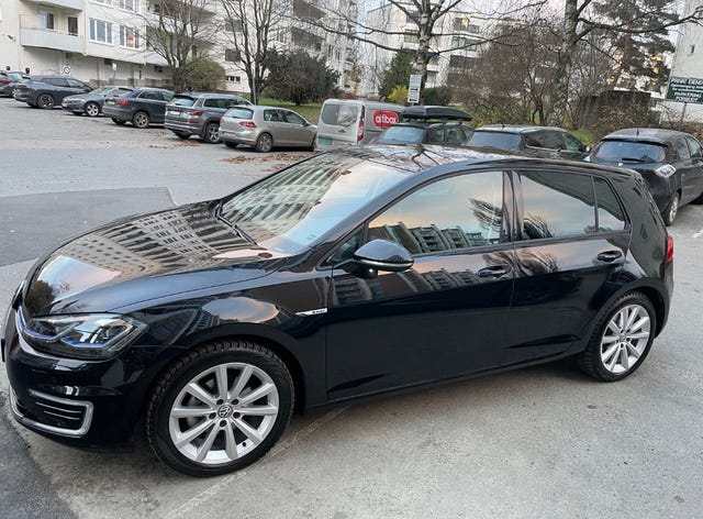 2019 VOLKSWAGEN GOLF - 15