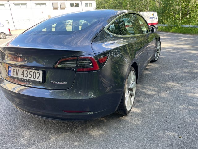 5YJ3E7EBXKF207551 2019 TESLA MODEL 3-5