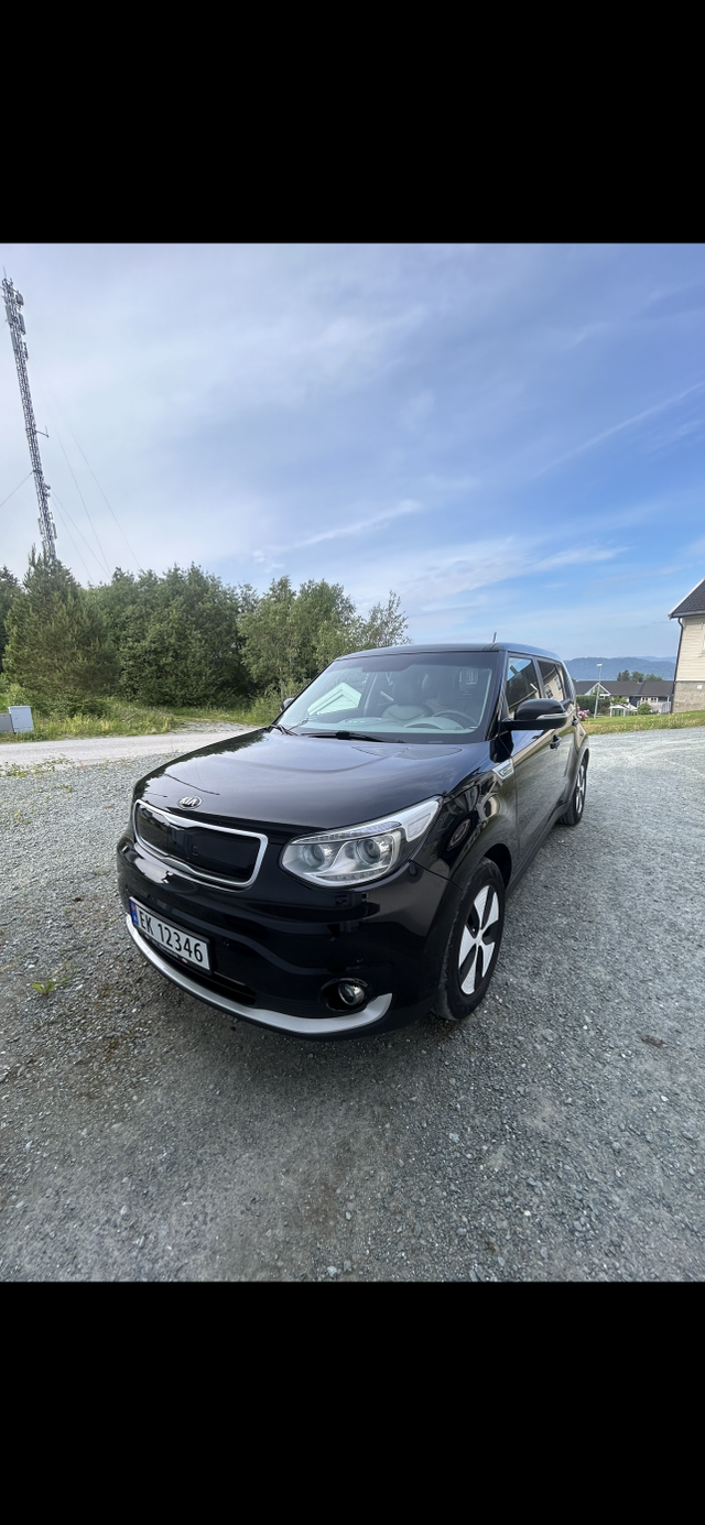 KNAJX81EFG7010231 2016 KIA SOUL-5