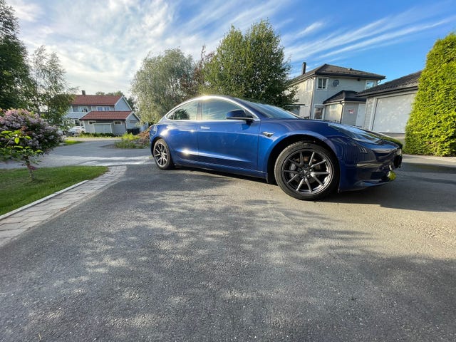 2019 TESLA MODEL 3 - 16