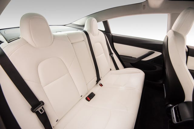 2019 TESLA MODEL 3 - 16