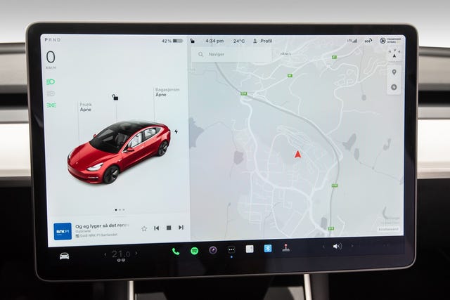 2019 TESLA MODEL 3 - 11