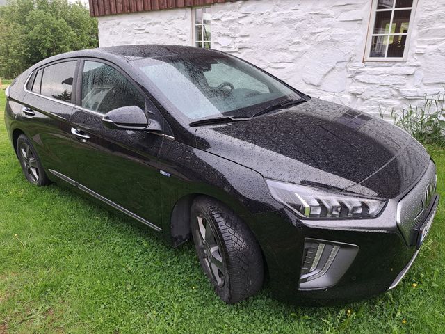 KMHC851JFMU074677 2021 HYUNDAI IONIQ-0