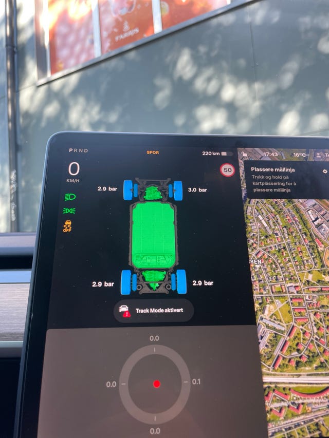 2019 TESLA MODEL 3 - 42