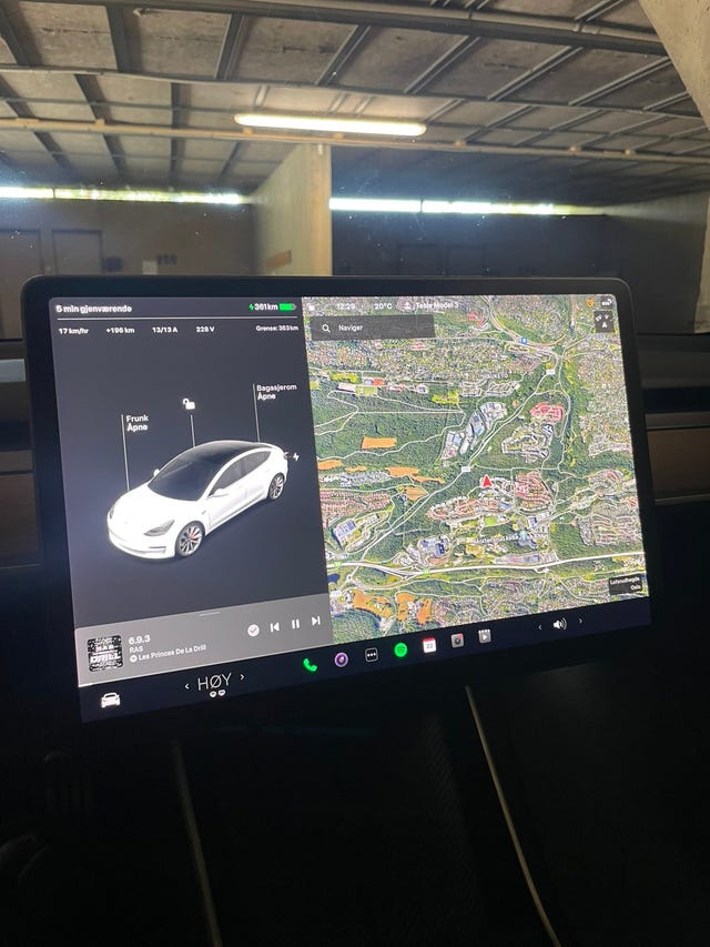 2019 TESLA MODEL 3 - 22