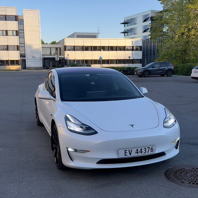 5YJ3E7EB6KF192787 2019 TESLA MODEL 3-4
