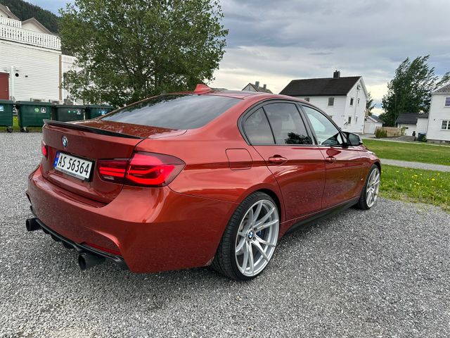 WBA8E1106JK420194 2018 BMW 3-SERIE-3