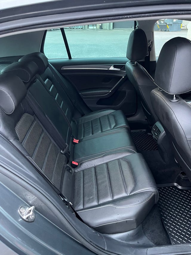 2018 VOLKSWAGEN GOLF - 18