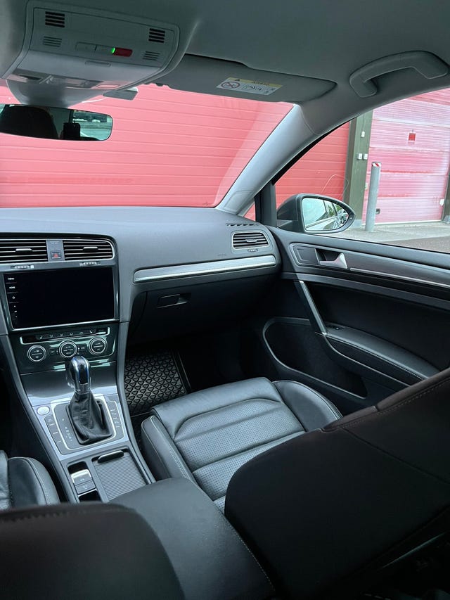 2018 VOLKSWAGEN GOLF - 13