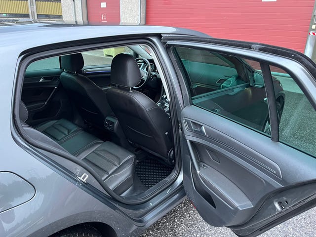 2018 VOLKSWAGEN GOLF - 19