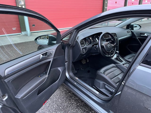 2018 VOLKSWAGEN GOLF - 20
