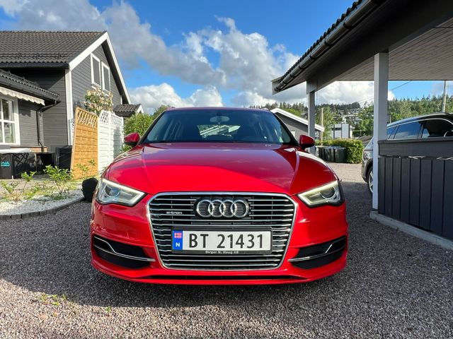 2015 AUDI A3 - 1