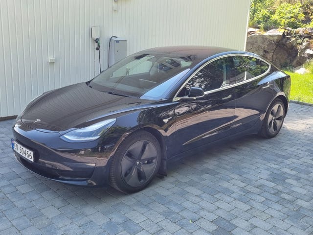 5YJ3E7EB2KF200304 2019 TESLA MODEL 3-0