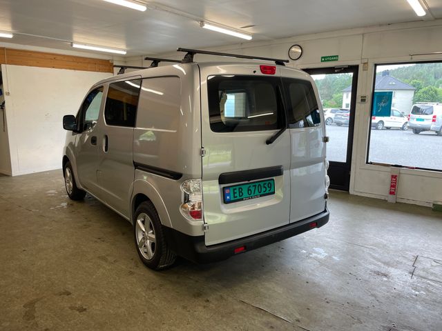 VSKYAAME0U0619579 2020 NISSAN E-NV200-2