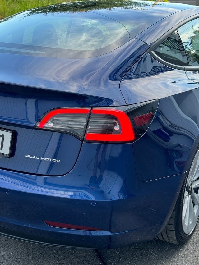 5YJ3E7EB9MF886117 2021 TESLA MODEL 3-1
