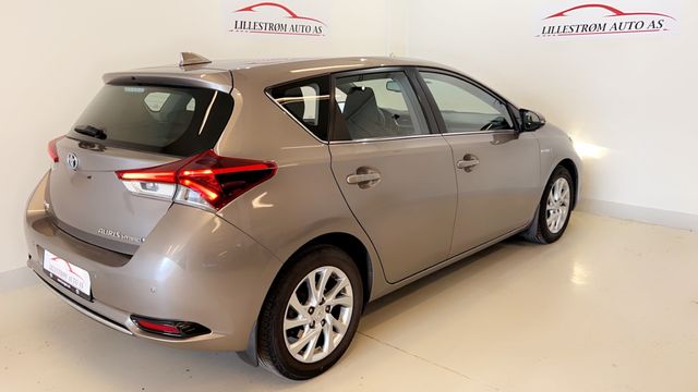 2016 TOYOTA AURIS - 8