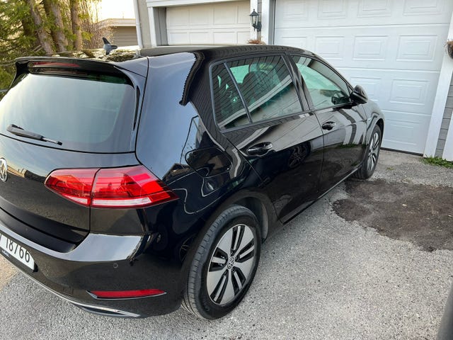 WVWZZZAUZK8900504 2019 VOLKSWAGEN GOLF-2