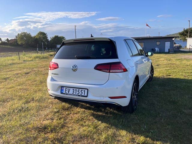 2019 VOLKSWAGEN GOLF - 8