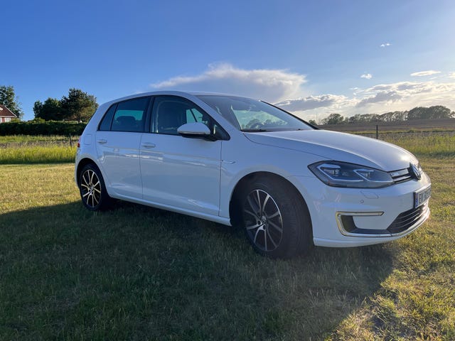 WVWZZZAUZK8901678 2019 VOLKSWAGEN GOLF-0