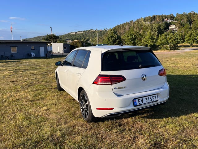 2019 VOLKSWAGEN GOLF - 11