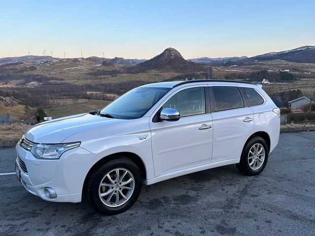 2014 MITSUBISHI OUTLANDER - 1