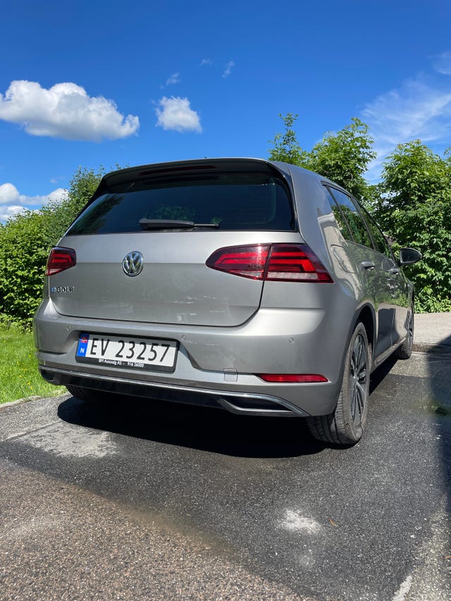 WVWZZZAUZKW900862 2019 VOLKSWAGEN GOLF-1
