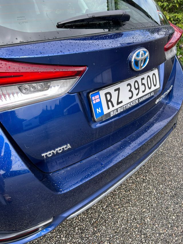 2016 TOYOTA AURIS - 11