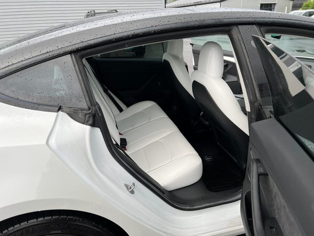 2021 TESLA MODEL 3 - 8
