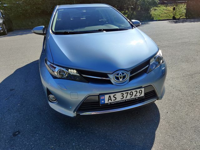 2013 TOYOTA AURIS - 3