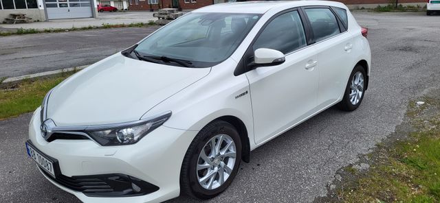 SB1MS3JEX0E201998 2015 TOYOTA AURIS-1