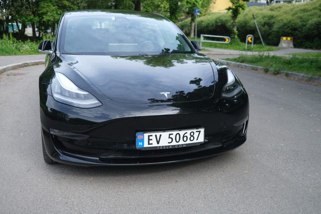 5YJ3E7EB3KF201686 2019 TESLA MODEL 3-1
