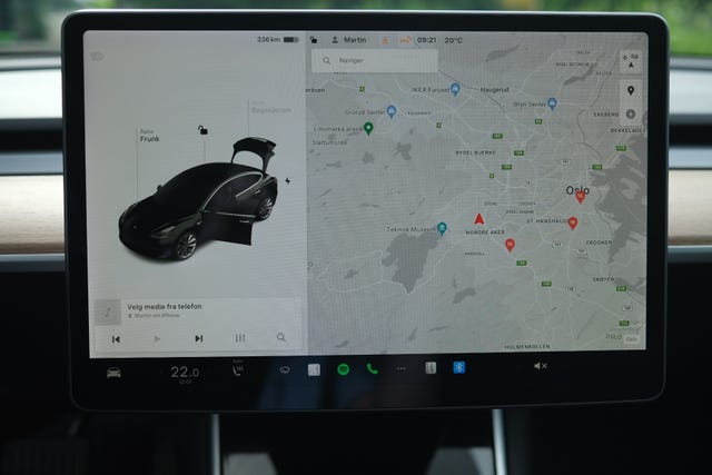 2019 TESLA MODEL 3 - 32