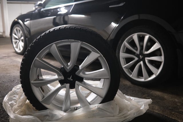 2019 TESLA MODEL 3 - 31